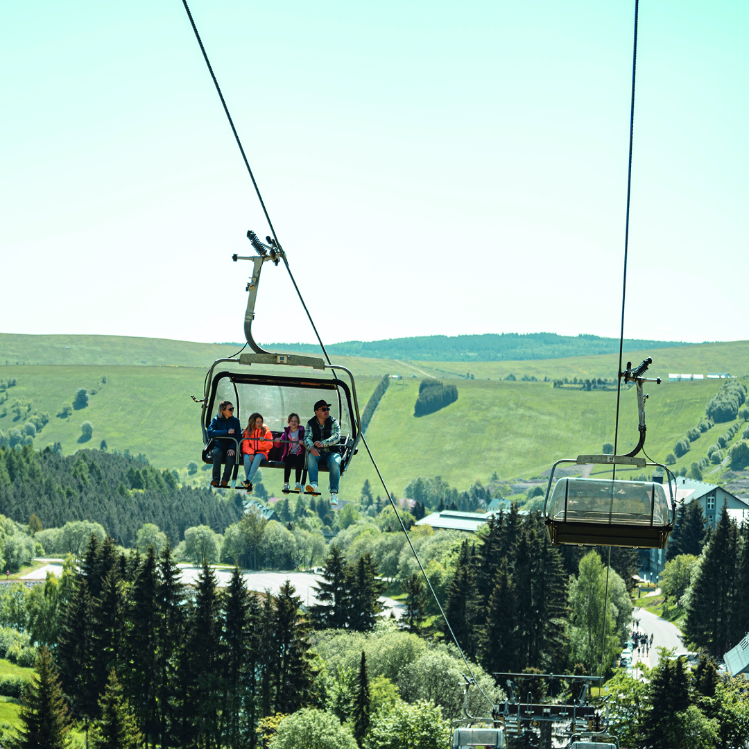 Öffnungszeiten im April